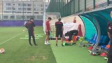 韦世豪大腿拉伤康复中 无缘球队合练将缺席本轮比赛