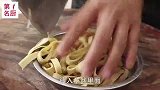 天凉了，试试这道豆腐皮炖粉条，麻辣鲜香很入味，看着就有食欲
