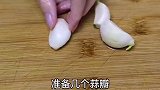 全家爱吃每周六次！豆腐配韭菜做法简单！快来尝尝这美味！