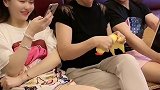 别说我两坑爸了 我两这次都是夸我老丈人！吴七七️ 逗比父女
