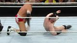 WWE-15年-RAW第1158期：双打赛 萨索罗毒蛇完美配合制服大白欧文斯-花絮