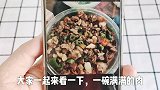 被商家图片吸引，外卖点一份一样的菜，收到后差距有多大