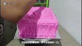 新鲜出炉的迪士尼公主蛋糕，我只认识白雪和贝儿，另一个是谁呢？