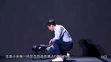 小米发布“铁蛋”机器狗，走路作揖还能后空翻，9999元带回家