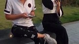 姑娘被套路，亲了一下旁边小哥哥，没想到结果被打了