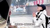 46岁张蕾香格里拉徒步，保养年轻皮肤白里透红，11岁儿子长高不少