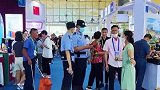 溜之大吉？当着这么多人的面还想溜？