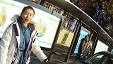 救人一命！网约车司机突发心梗女乘客拦警车求助