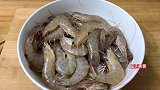 经典鲁菜油焖大虾正宗做法，外脆里鲜嫩，在家也能做出饭店的味道
