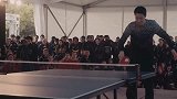 乒乓球-16年-王励勤与澳大利亚橄榄球队上演跨界乒乓秀-专题