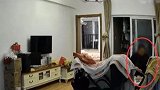 湖北武汉：气愤！1岁半宝宝不吃饭，保姆狂扇耳光