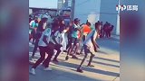 种族加成！塞内加尔提前跳起民族舞为球队喝彩