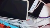 老师设置重重关卡，“套娃”式保管学生手机