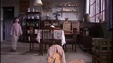 火花歌女救大小姐，大佬视她为恩人，街坊四邻都跟着沾光！