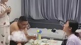 妈妈教育不吃饭的女儿，没想到还是爸爸抗下了所有