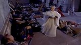 今日的林平之不是往日的小林子了，一出手就拿下余沧海