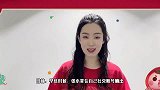 贾玲喊张小斐大碗一姐为其庆生，盛装打扮厕所合拍，中国好姐妹