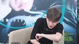 不爱大背头!王源吐槽粉丝唱《姑娘》跑调了,但直言很感动!