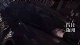 私家车乱停车车牌被掰弯