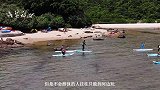 老外发明的神奇发明“漂浮衣”，即使不会游泳，也能自由玩耍