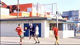 街球-17年-篮球高手打扮成书呆子 刚开始被看不起最后虐遍野球场-专题