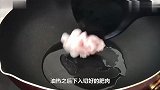 香菇直接炒就错了，教你最正确方法，好吃解馋，比肉都香