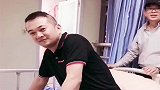 唯一的小公主出生了，我家两个男人就成了这一副傻样，看完不许笑