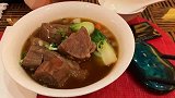澳门的红烧牛肉面，肉很多，你们猜多少钱