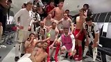 温暖大家庭！尤文全队留C位等C罗合影 这种支持他从未体验过