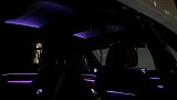 宝马原厂星空顶晚上坐在车上也是一种享受