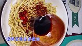饭店的凉拌豆腐皮为啥那么好吃教你技巧，香辣美味，下酒又下饭