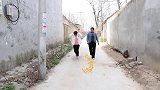 河南喜剧：美女去相亲，没想相亲对象居然是前夫，这下有好戏看了