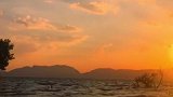 近水楼台，先得夕阳美