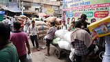实拍印度最大的食品批发市场，看看印度男人怎么做生意