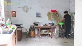 小雪为小苗亲自下厨，小雪做菜小苗做帮手，以后的生活真期待！
