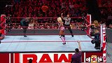 WWE-18年-RAW第1321期：女子双打赛 沐恩&贾克斯VS米琪&福克斯集锦-精华