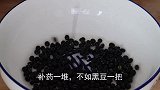 没事多吃黑豆和黑米，教你营养做法，头发黑，睡眠好，越吃越精神