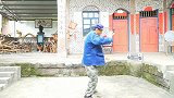 四川方言：老坎跳广场舞被毛子驱赶，几个幺妹儿跳舞却被欢迎！