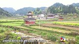 贵州深山发现一处人间仙境，村子前就是一条瀑布群，世外桃源