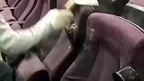 始终关注电影院里的卫生问题