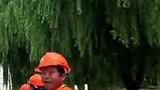当热烈归于平静，他们的工作才刚刚开始。谢谢你们，阅兵仪式后那些坚守的人！