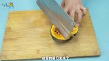 菜刀钝了不用花钱磨，教你个简单方法，菜刀立马锋利如新，真实用