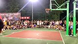 学校最强的大一新生！这一个扣篮，让他收获了很多迷妹！