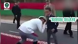 自成一派！摩洛哥王子握手礼“与众不同”从小到大都是“骚走位”