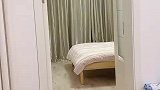 36岁未婚独居  不卑不亢 自信生活