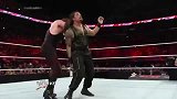 WWE-14年-RAW第1104期： 恶魔毒蛇矛盾爆发 雷恩斯超人拳击退恶魔-花絮
