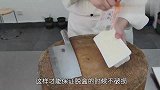 皮蛋豆腐很多人第一步就会做错，厨师长分享3个技巧，安全又快捷