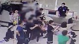 江苏南通：坐火车去西藏旅游，3人背8个氧气罐被拦下