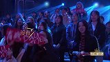 肖战沉迷搓碟自嗨翻！张韶涵问学的怎么样一句回应笑哭了