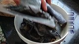广东一道有名的老火靓汤，滋阴养颜，简单易学，要多给家人煲哦！